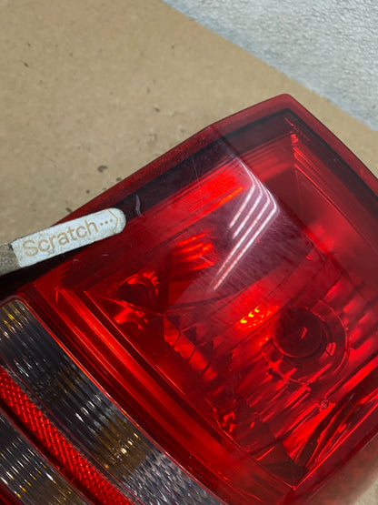 2009 - 2019 Dodge Journey Right Passenger Side Tail Light V0168 DW3