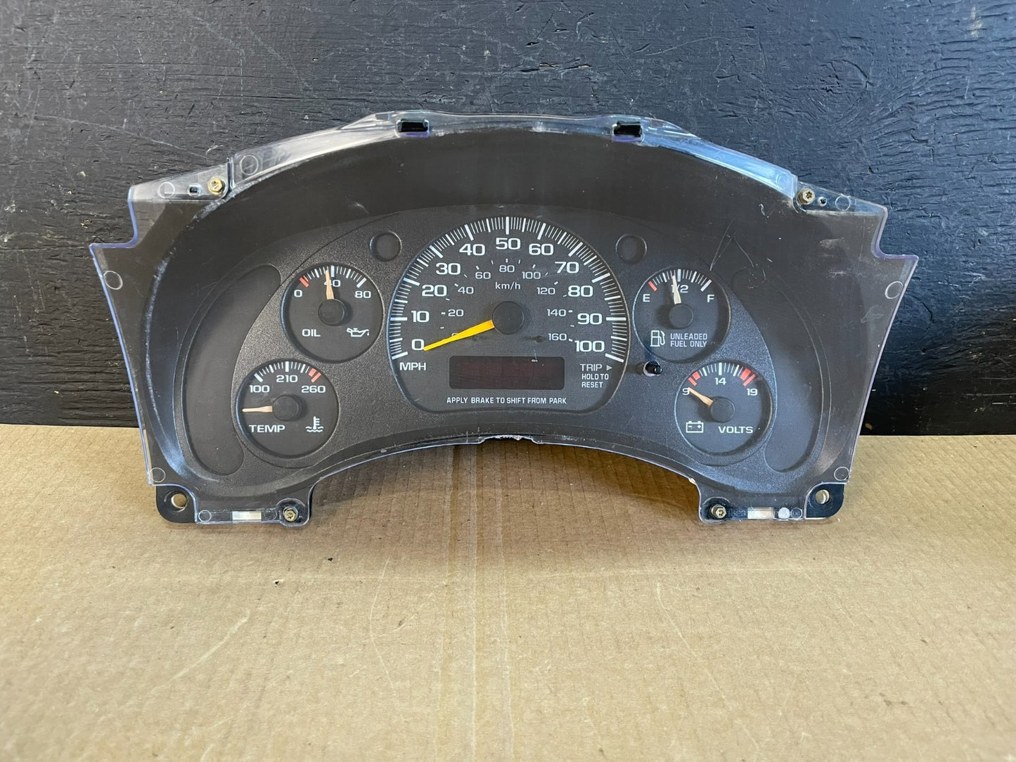 1996 to 2000 Chevrolet Express Speedometer Cluster Gauge AF3602 DG0
