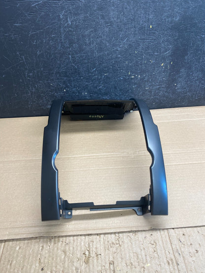 2011 to 2013 Kia Sorento Center Radio Climate Control Clock Trim af6550 DG3