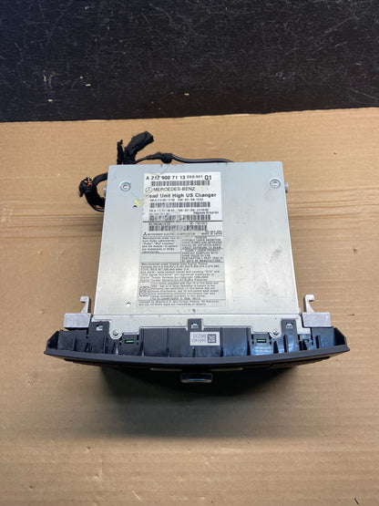 2011-2012 Mercedes W212 E350 E550 Stereo CD Changer Radio a2129007113 AE4570 DG3