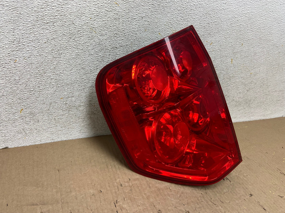2003 2004 2005 Honda Pilot Left Driver LH Side Tail Light AH5951 LK1