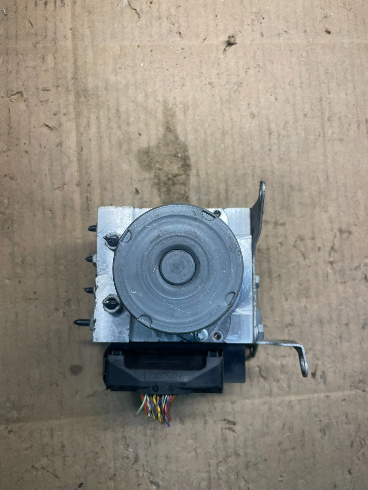 2007 to 2013 BMW 328i  ABS Anti-Lock Brake Pump 3451 6780161-01 OEM W7219 DG5