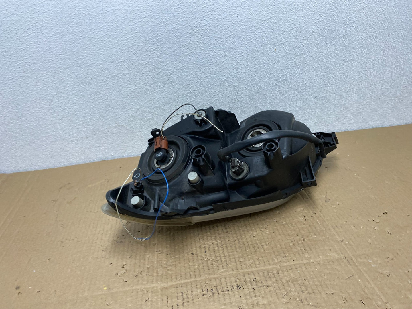 2008 2009 2010 Toyota Avalon Right Passenger Side Halogen Headlight OEM AC39496