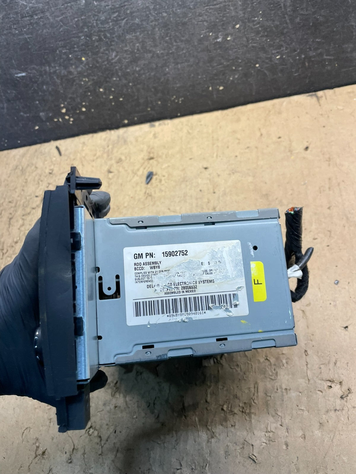 2005-2007 Buick Allure Lacrosse Radio AM/FM Receiver Oem W6998 DG3