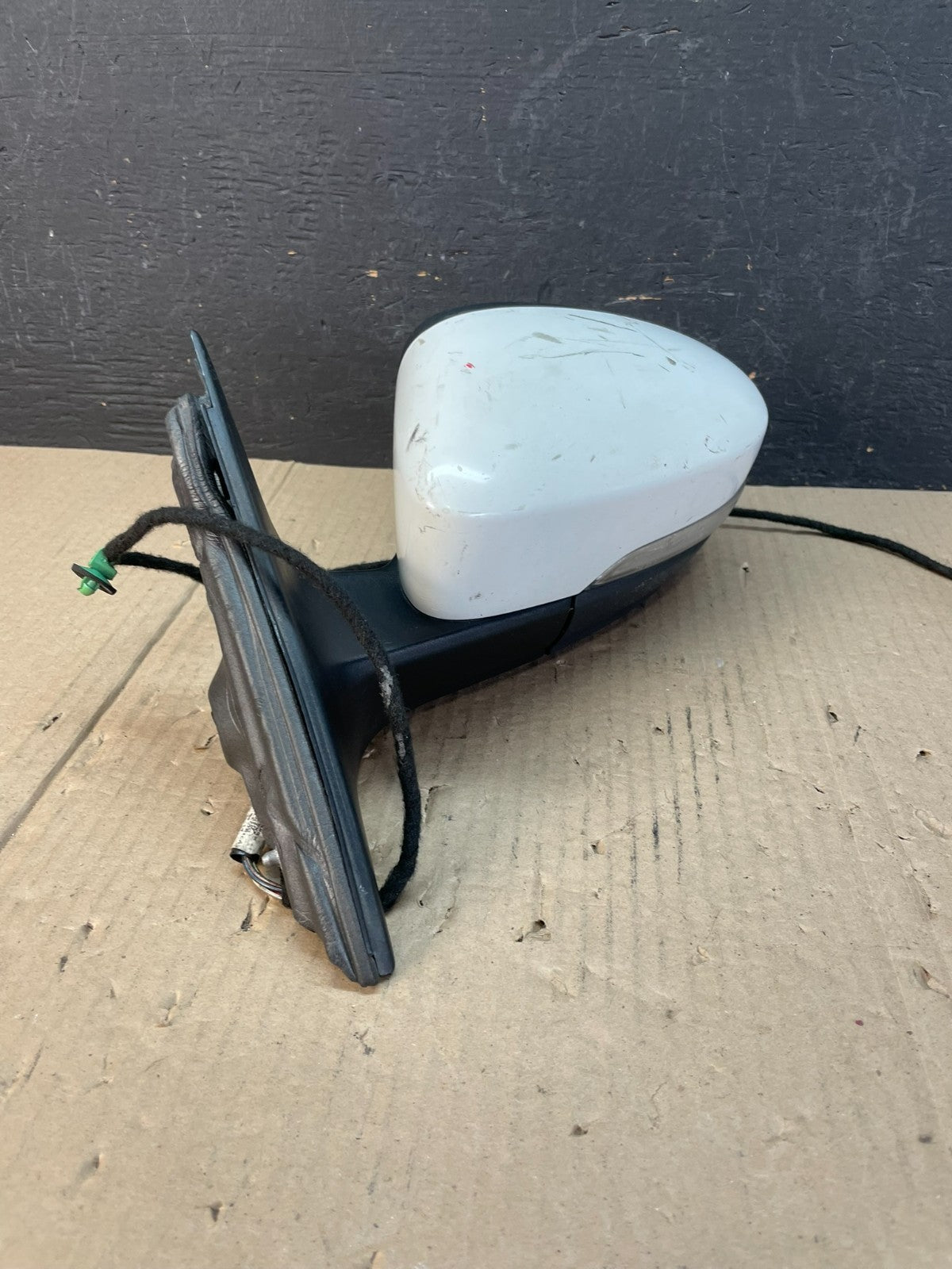 2012 to 2016 Volkswagen Passat Left Driver LH Turn View Door Mirror AD8685 DW1