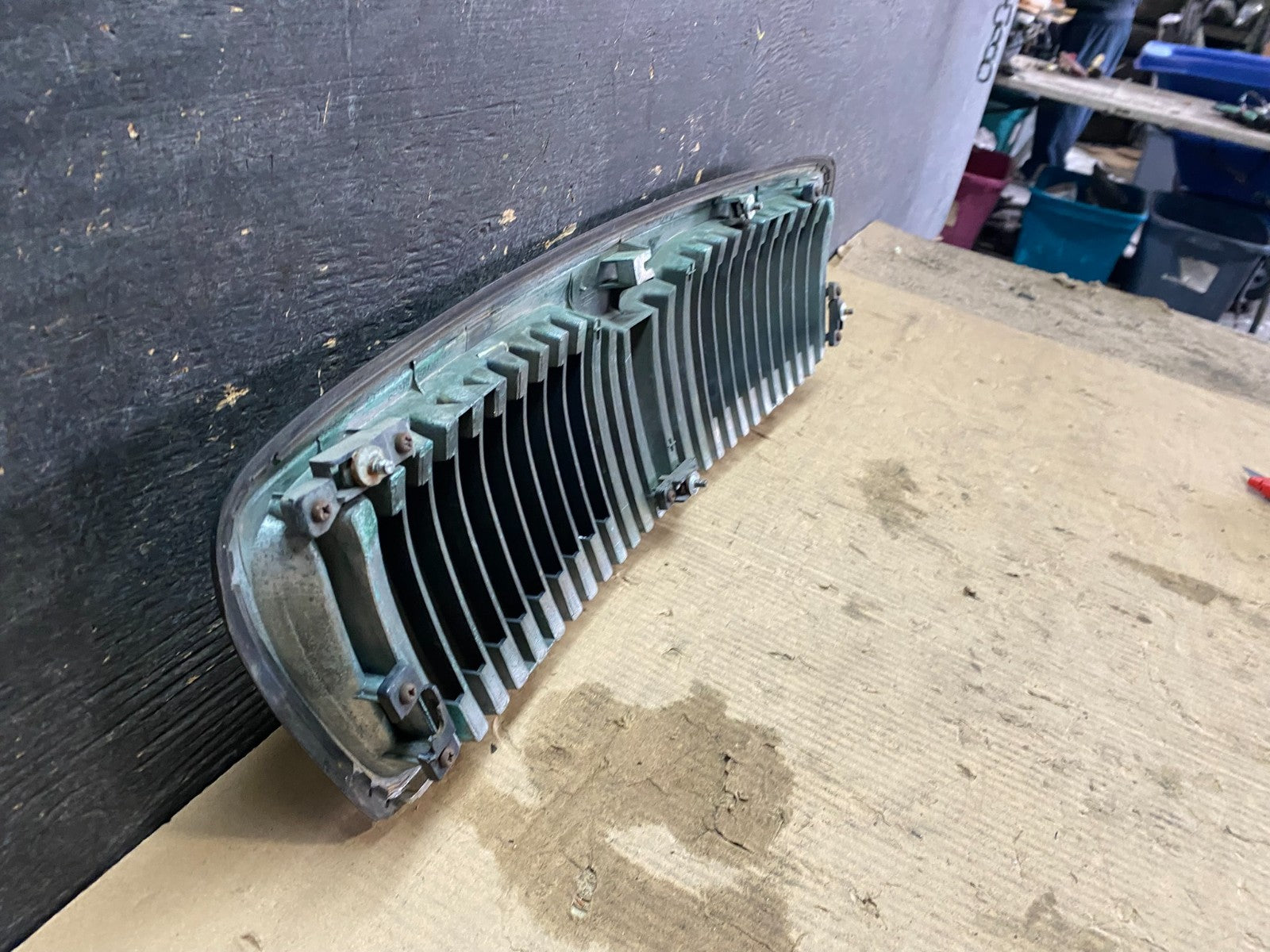 1993 to 1996 Infiniti Q45 Front Grille Grill X3222 DG5