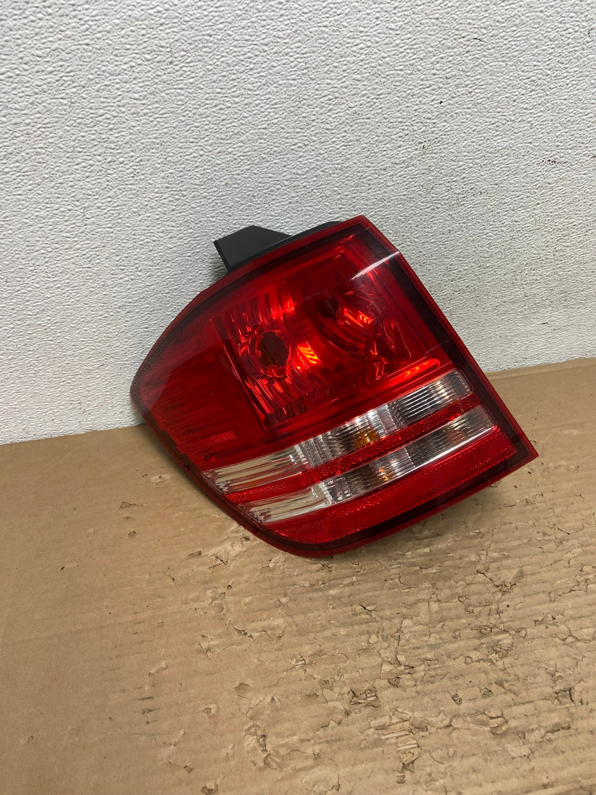 2009 2010 2011 Dodge Journey Left Driver Lh Tail Light AD4404 LK2