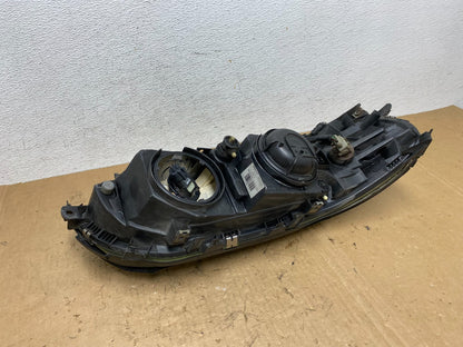 2001 2002 2003 2004 Volvo V70 XC70 Left Driver Side Headlight AD3754 DW10