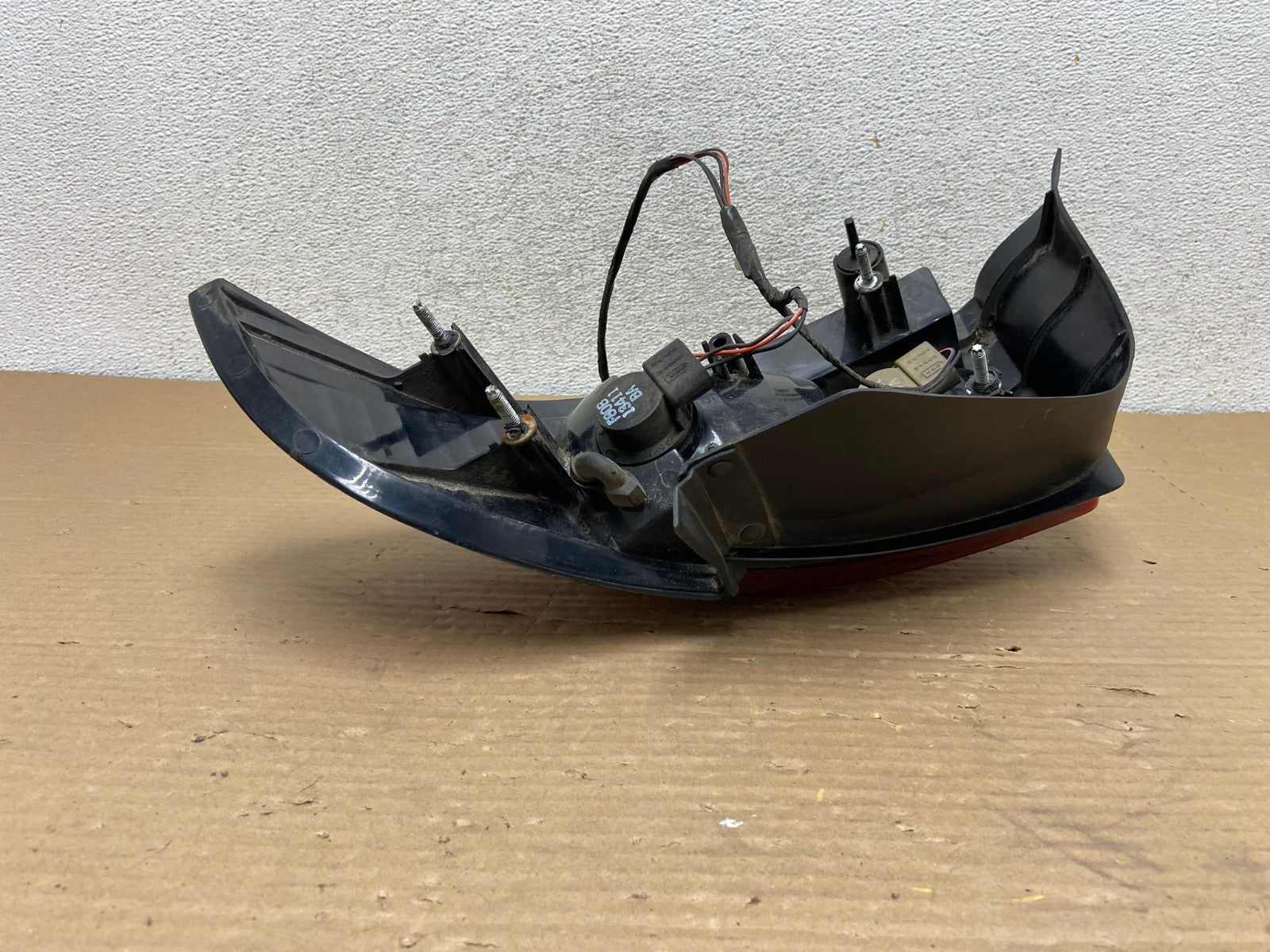 2000 - 2003 Mercury Sable Sedan Left Driver LH Side Tail Light AG8999 LK5