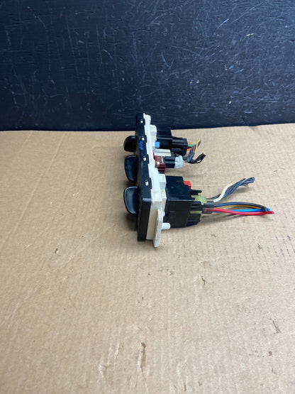 1999 to 2004 Ford F250 F350 Super Duty Heater A/C Climate Control ae4452 DG2