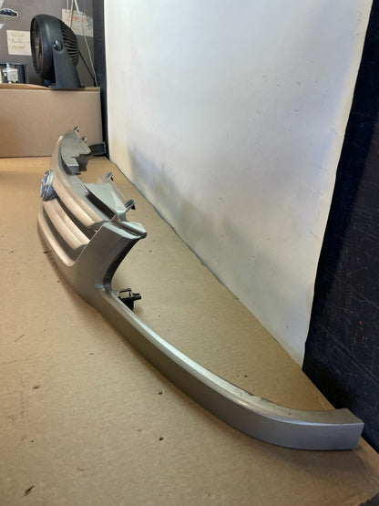 1998 1999 2000 Toyota Sienna Front Upper Mesh Grill Grille AH0338 DG1