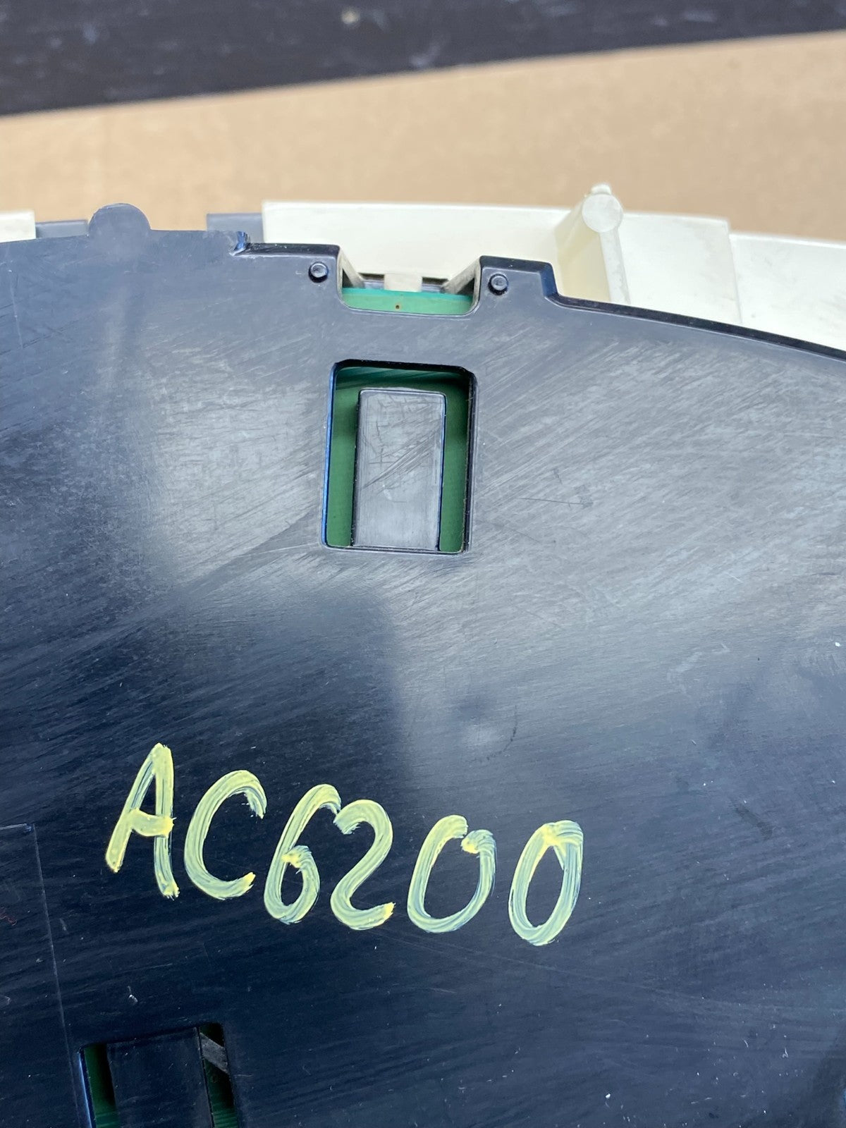 2004 to 2007 Chevrolet Express Speedometer Cluster Gauge AC6200 DG8