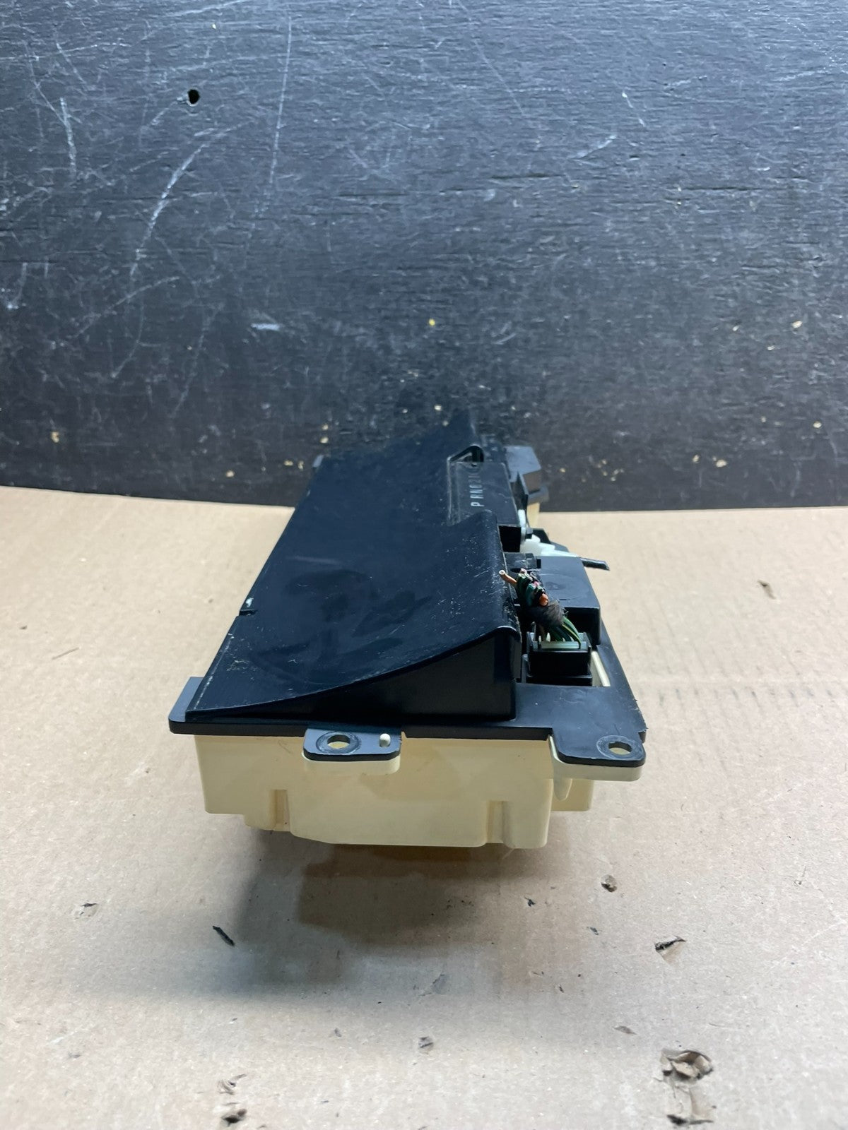 1995 to 1997 Lincoln Town Car Speedometer Cluster Gauge u1391 DG1