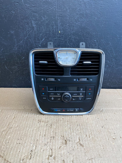 2011-2016 Chrysler Town Country Climate Control Panel Center Dash Trim AC9103 DG0