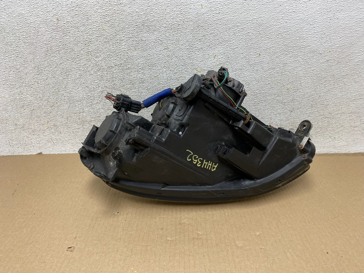 2005-2006 Infiniti G35 Right Passenger Hid Xenon Headlight Sedan AH4352 DW6