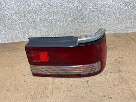 1988 to 1989 Mazda 626 Sedan Right Passenger RH Side Tail Light AA6722 DW0