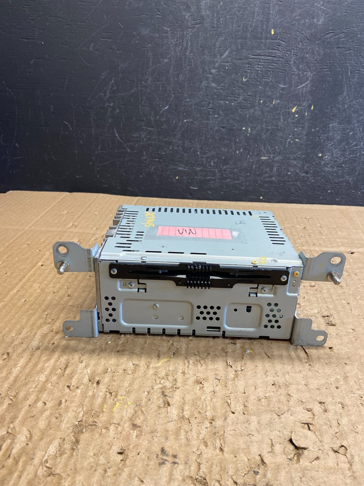 2013 2014 2015 Ford Fusion Radio Audio Receiver AM FM CD MP3 ad1945 DG0