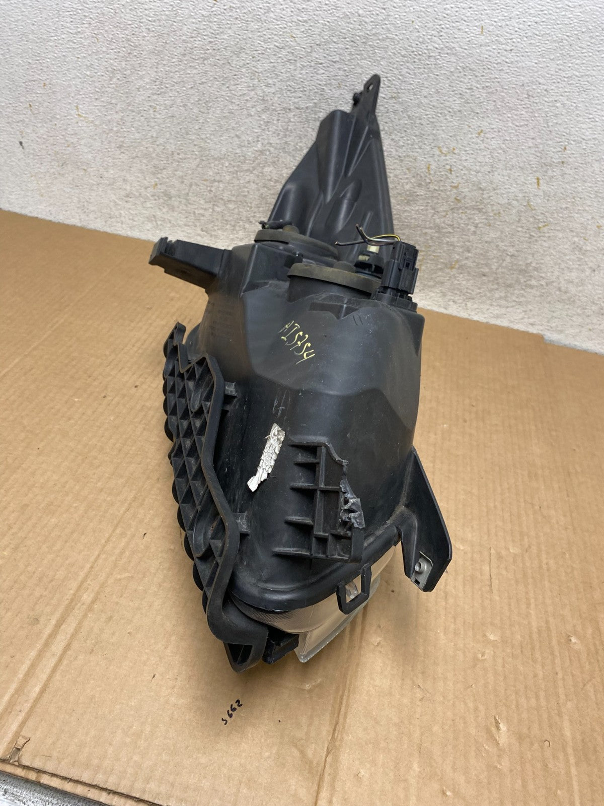 2013 - 2016 Ford Escape Headlight Left Driver Lh Side Halogen AI5754 DW8