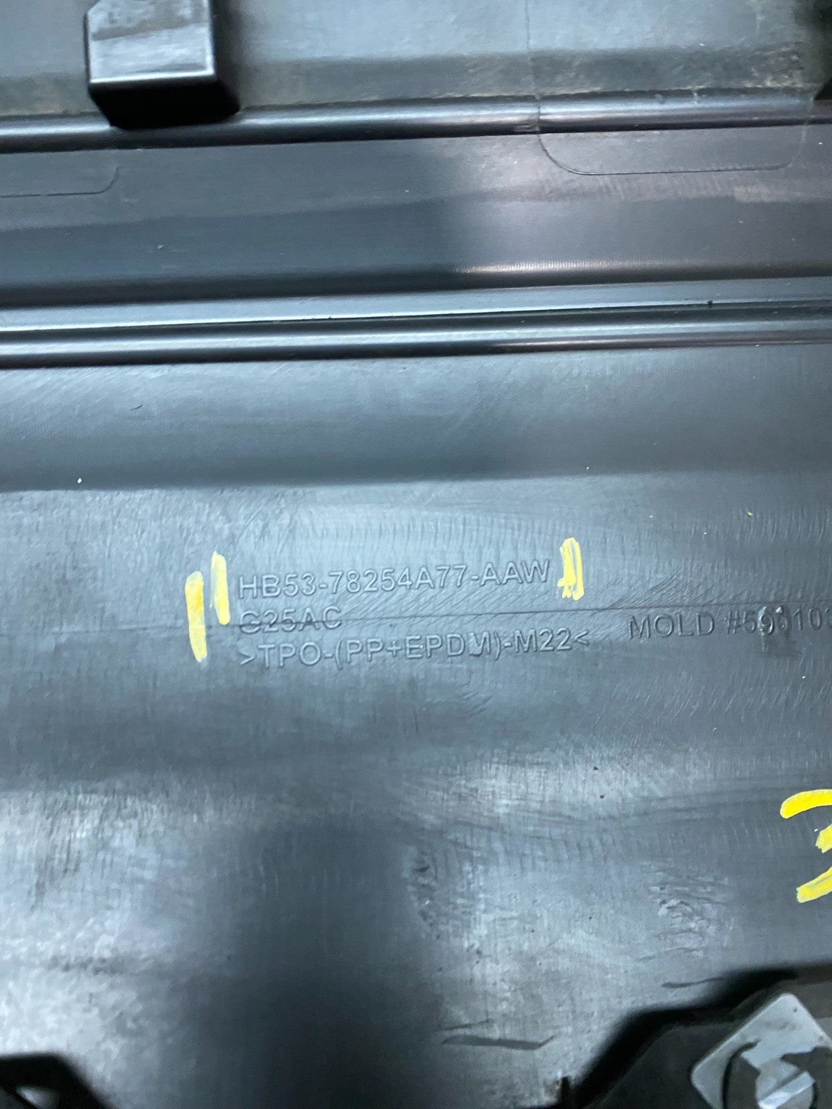 2018 to 2019 Ford Explorer Rear Left Driver Door Molding Trim W4681 DG14