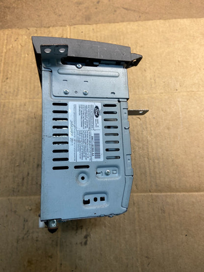 2003 - 2005 Lincoln Town Car RDS AM/FM Radio Tape CD Player Y7269 DG1