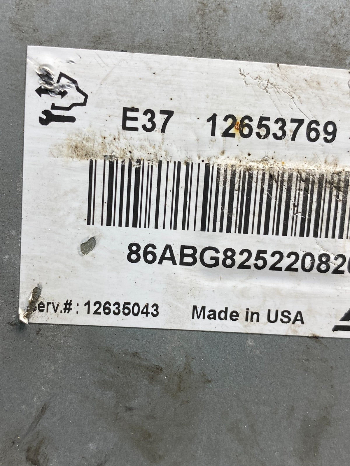 2010 to 2013 Chevrolet Silverado Yukon Engine Control Module ECM ECU AE2096 DW2