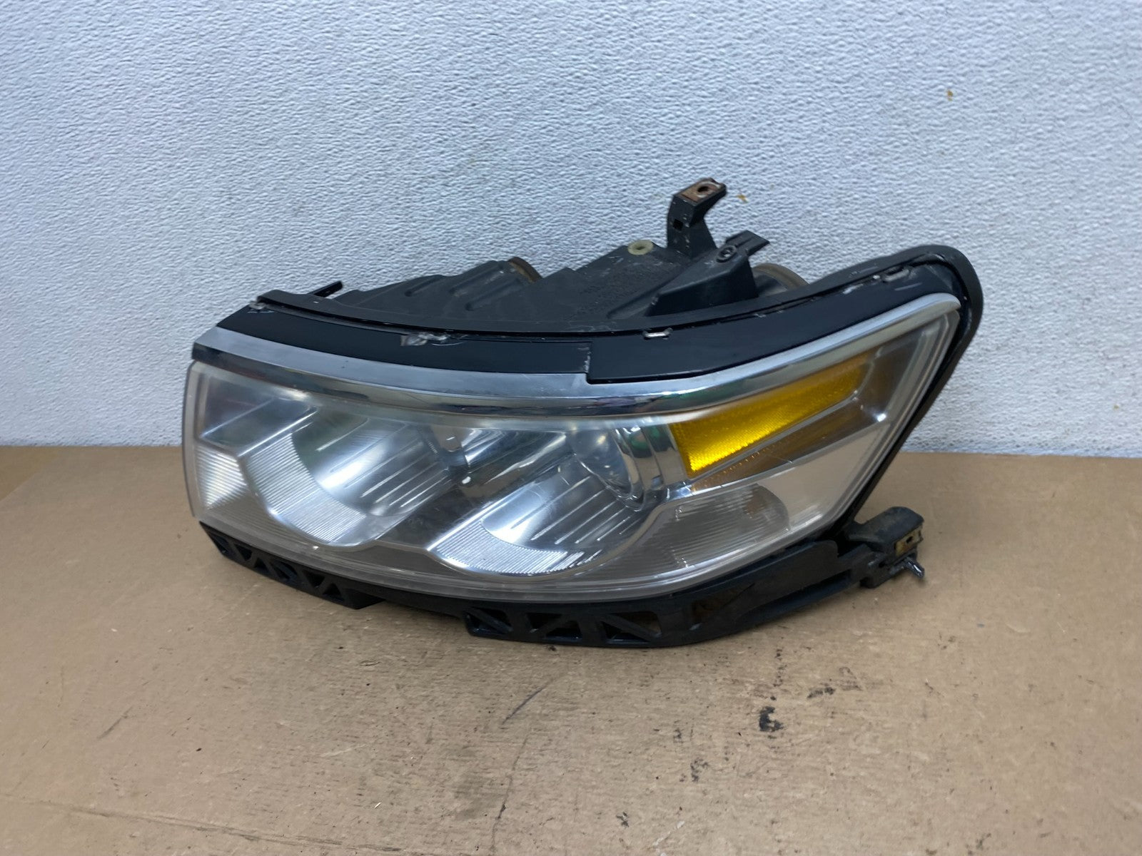 2006 to 2009 Lincoln MKZ Zephyr Left Driver Headlight Halogen AF5071 DW1
