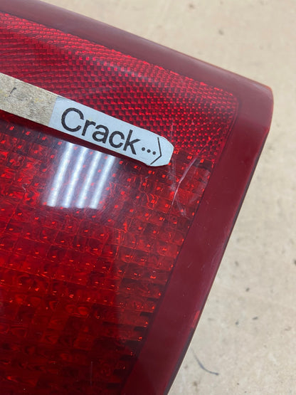 2000 to 2005 Cadillac Deville Left Driver Lh Side Tail Light AE6046 LK4