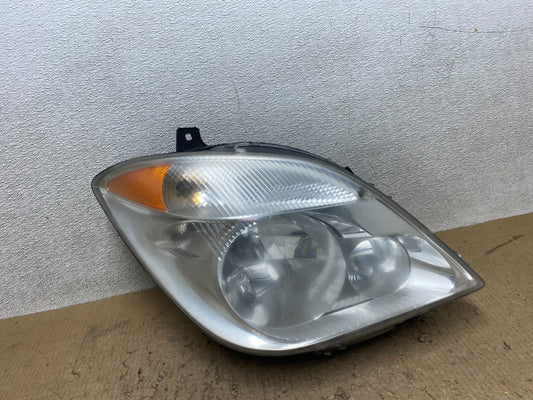 2007 to 2013 Mercedes Sprinter Headlight Right Passenger Halogen Oem W8197 DW0
