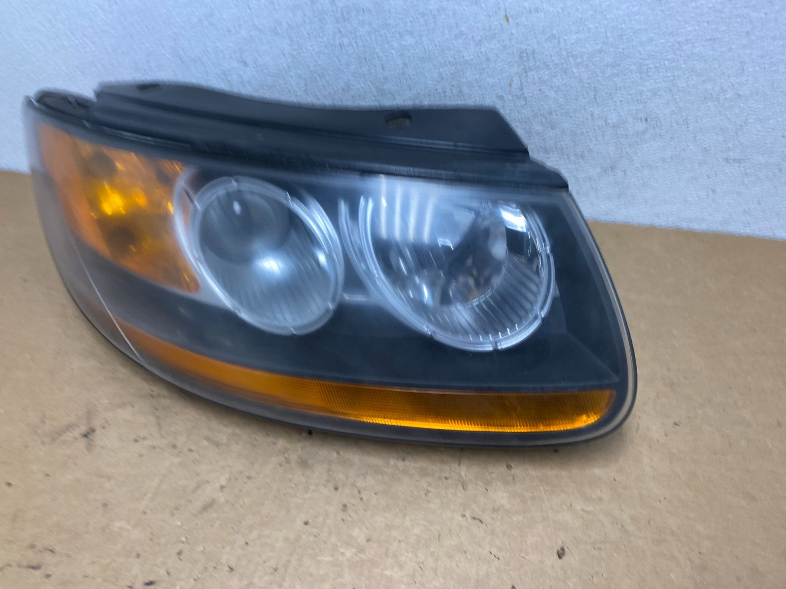 2007 2008 2009 Hyundai Santa Fe Right Passenger Halogen Headlight AD5232 DW1