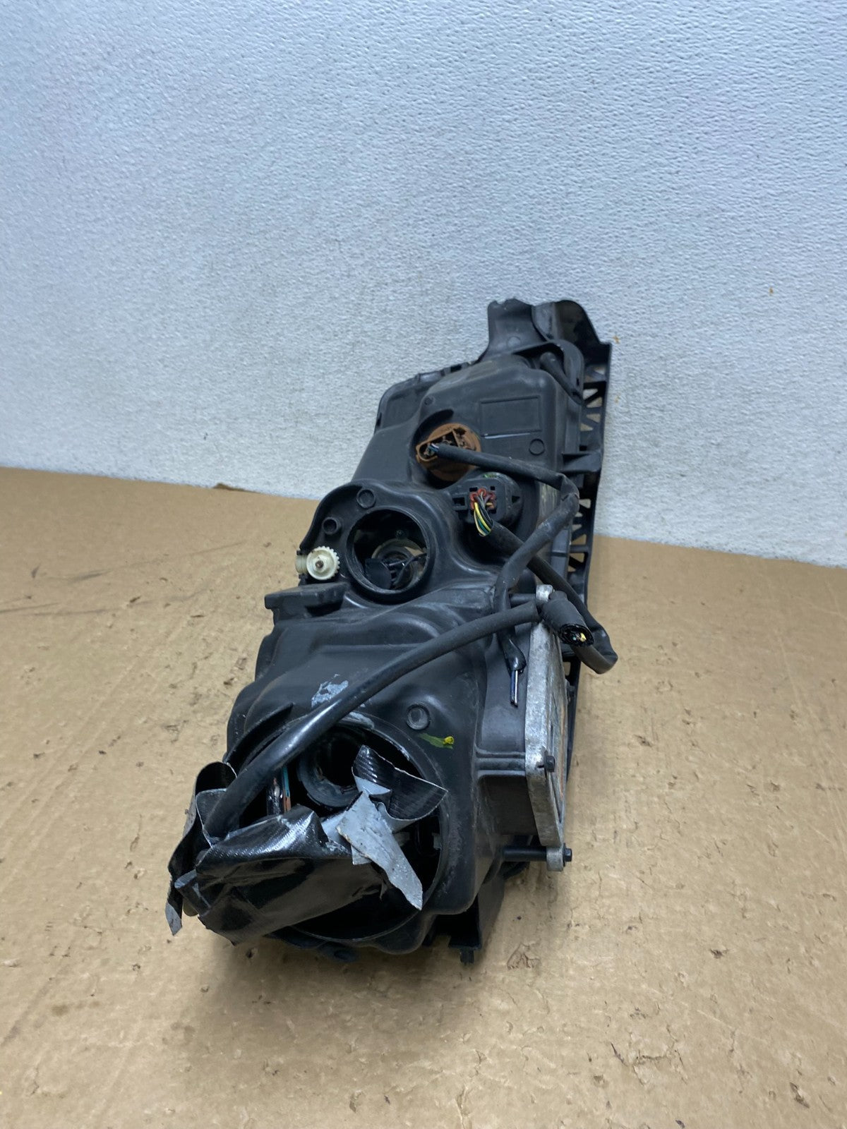 2010 2011 2012 Lincoln MKZ Left Driver LH Xenon Headlight AG1435 DW10