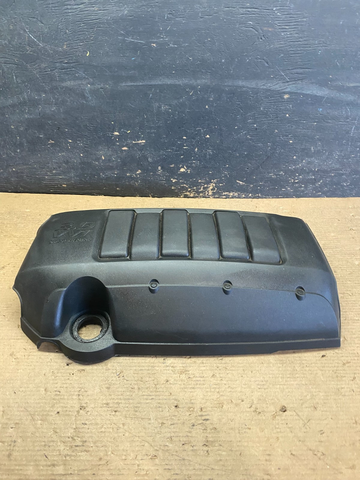 2007 to 2008 GMC Acadia 3.6L VVT Engine Cover Shield S3426 DG0