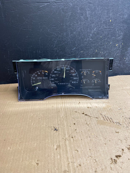1995-1999 Silverado/Sierra/Yukon/Tahoe Speedometer Instrument Cluster AE1801 DG0