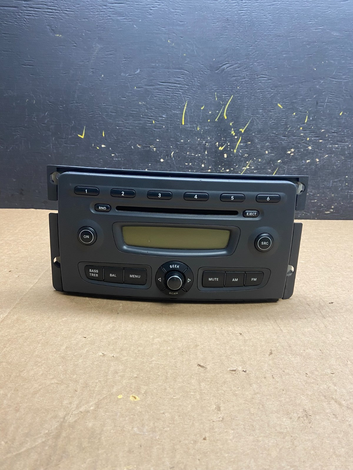 2008-2013 Smart Fortwo AM/FM Radio Receiver 6 CD Changer  X6575 DG0