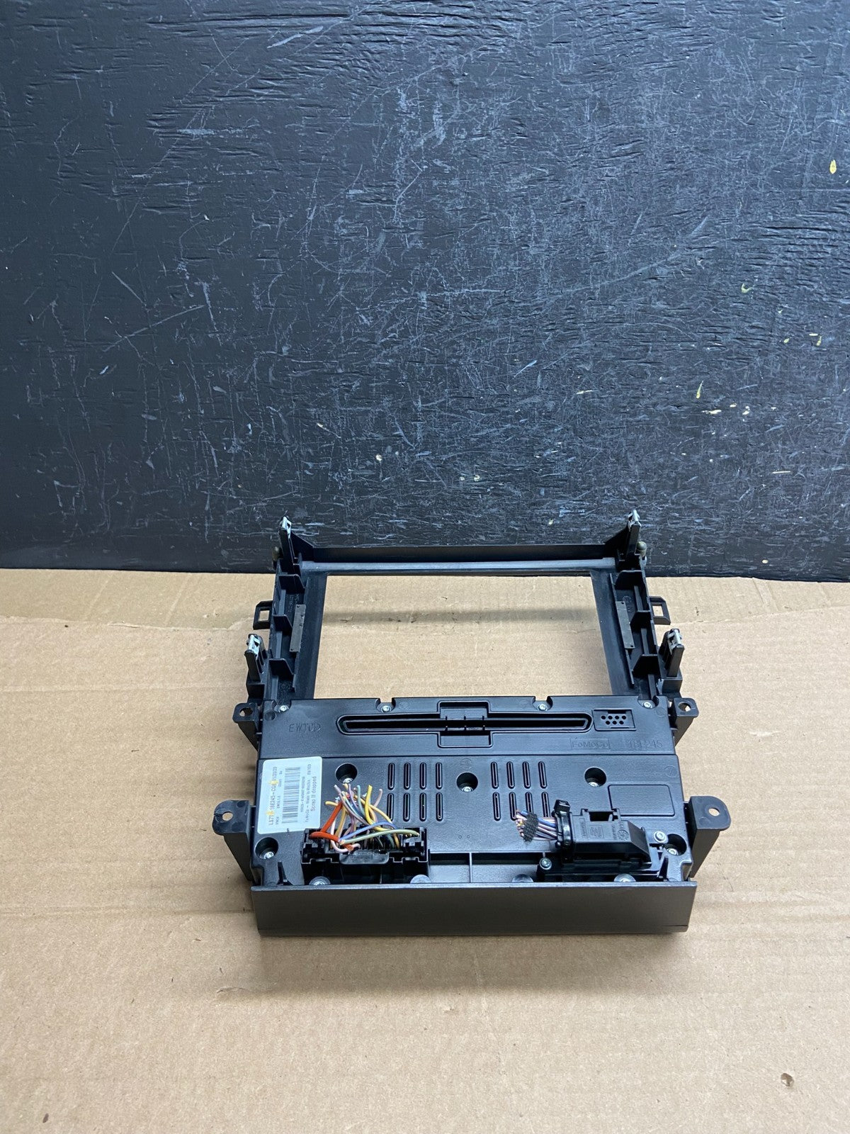 2017 to 2020 Ford Fusion Radio Climate Control A/C Control AF2428 DG4