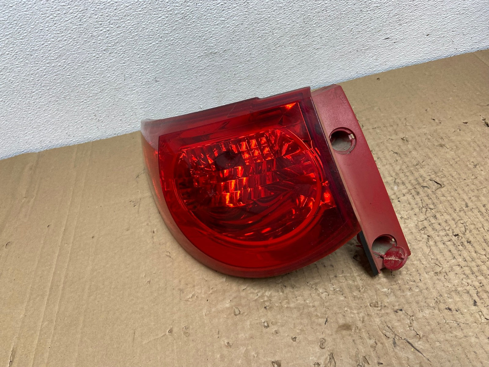 2009 2010 2011 2012 Chevrolet Traverse Left Driver LH Tail Light Oem AC4047 LK1