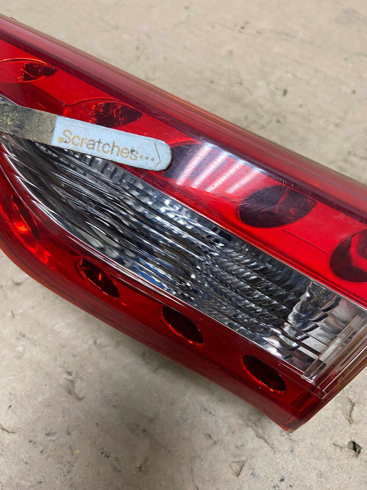 2009-2017 Infiniti FX35 FX50 QX70 Right Passenger Inner Tail Light AI1005 LK3