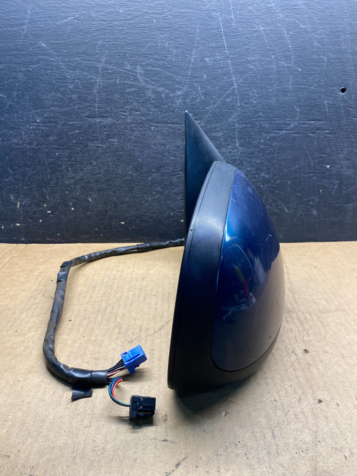 2003-2006 Chevrolet Tahoe Suburban Right Passenger Turn Door Mirror AH7053 DW11