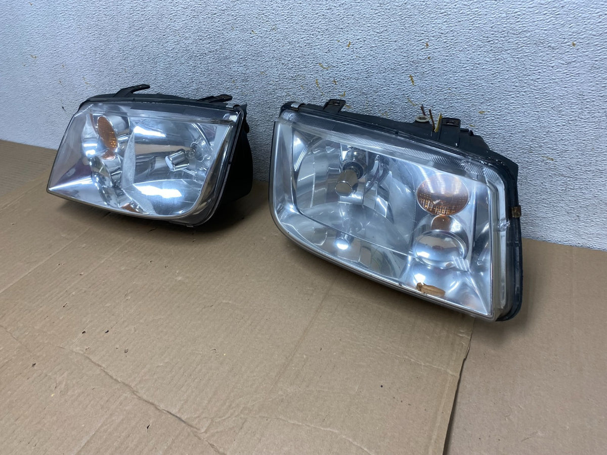2002 to 2004 Volkswagen Jetta Left+Right Headlights DEPO AI1179 DW1