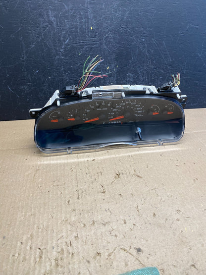 2004 to 2008 Ford E150 E250 E350 Gauge Speedometer Cluster AC66750