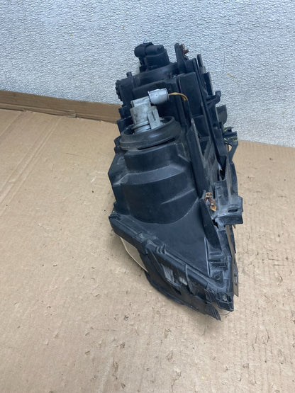 2000 to 2003 BMW 325Ci 330Ci E46 Coupe Right Side Halogen Headlight U8635 DW11