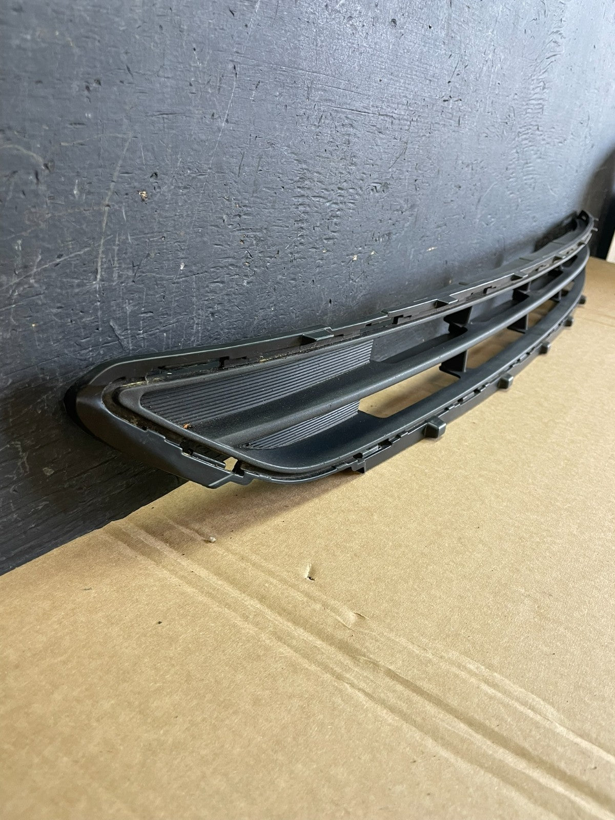 2015 2016 2017 Hyundai Sonata Lower Bumper Grill Grille AC9934 DG2
