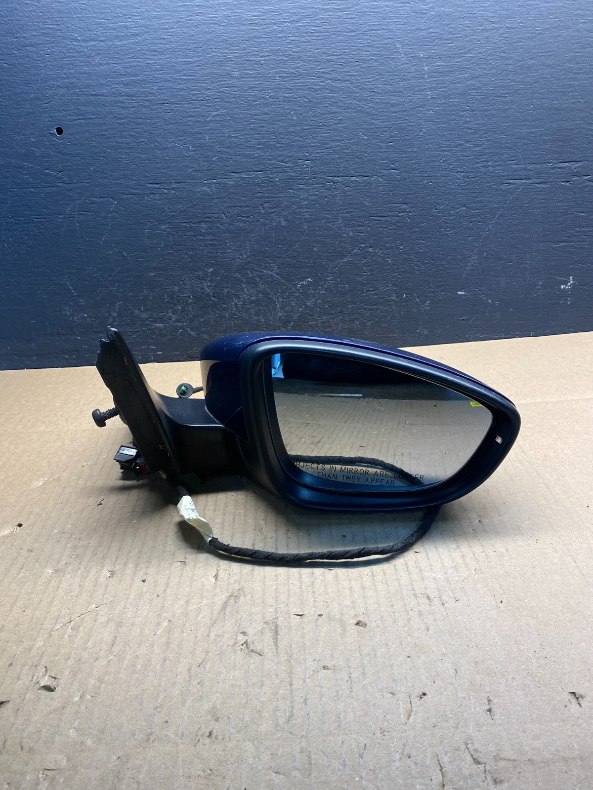 2012-2015 Volkswagen Passat Right Passenger Sgn Door View Mirror AC2499 MS8