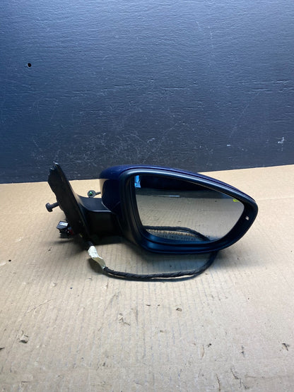 2012-2015 Volkswagen Passat Right Passenger Sgn Door View Mirror AC2499 MS8