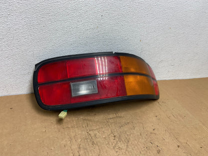 1990 to 1991 Toyota Celica Coupe Convertible Right Side Tail light AD14062