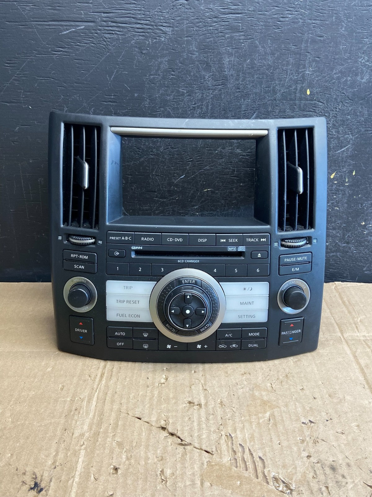 2006 - 2008 Infiniti FFX35 FX45 Radio Climate Control Panel Bezel AE1838 DG0