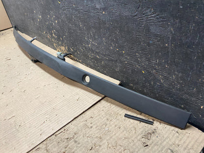 2016 - 2019 Ford Explorer Interceptor Rear Tailgate Molding With Camera X8143 DG1