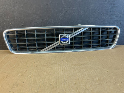 2005 2006 2007 Volvo S40 Front Upper Grille Grill 08620116 AD5725 DW0