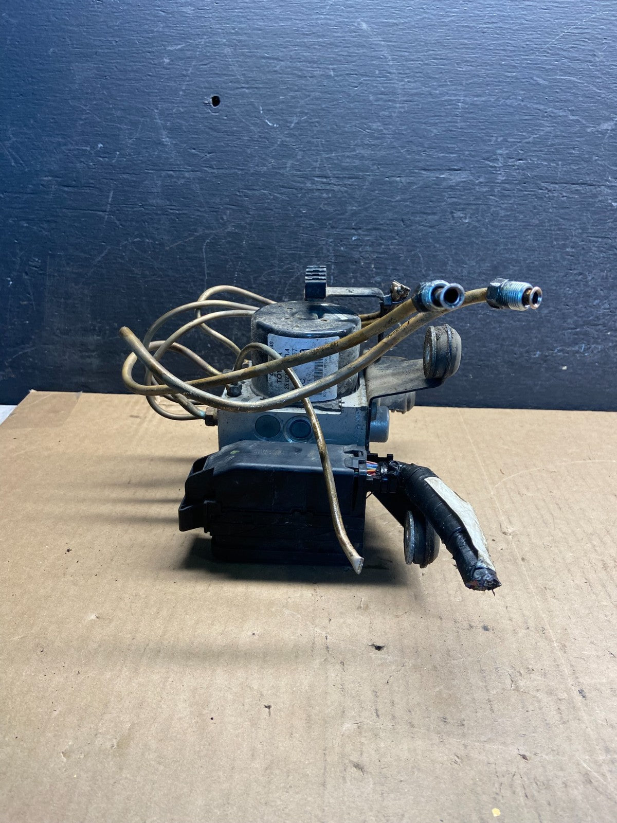 2010 2011 Toyota Sequoia ABS Brake Pump Anti Lock Module af9166 DG5