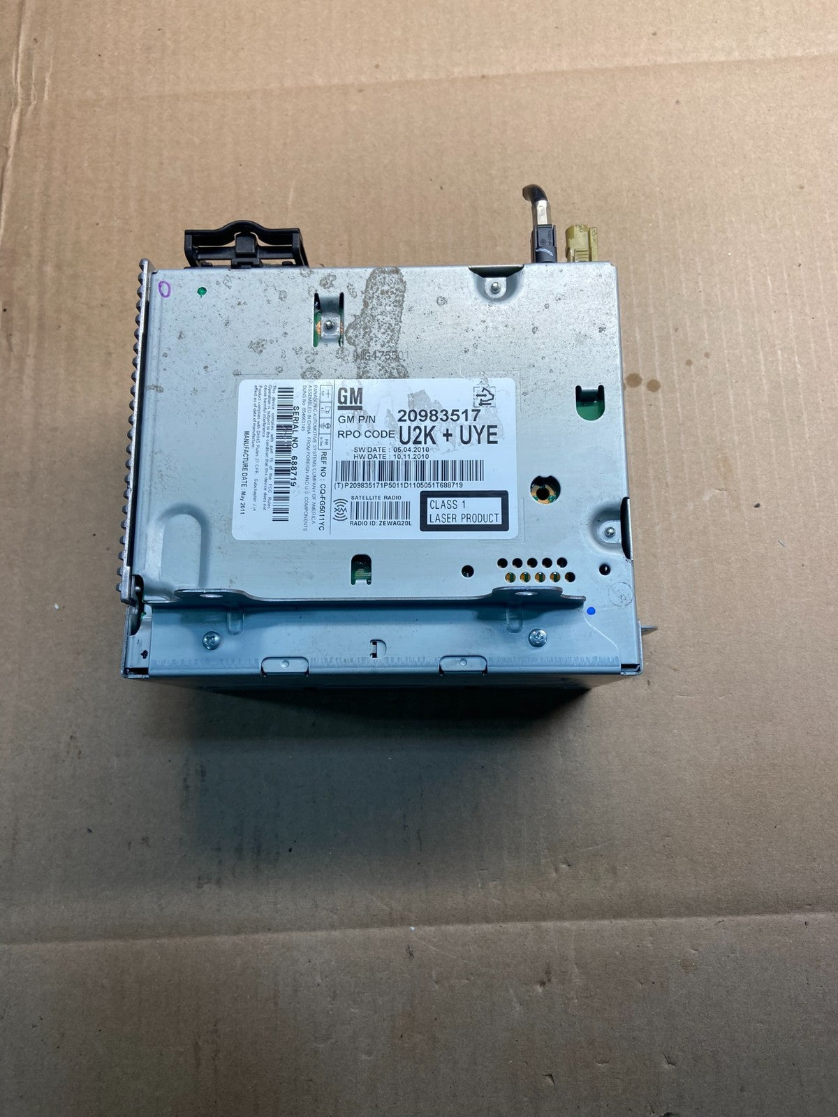 2011 to 2012 Chevrolet Equinox Cruze Radio Cd Receiver 20983517 Y7559 DG4