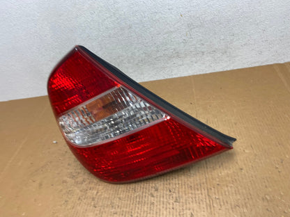 2002 2003 2004 Toyota Camry Left Driver LH Side Tail Light AE1488 LK1